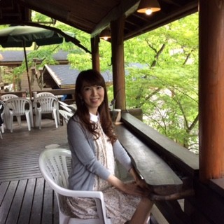 額賀さんの隠れ家になってる山の中のカフェで