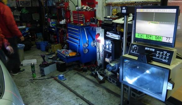 もちろん光軸も調整してお渡しさせて頂きます。