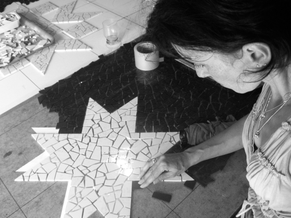 mosaïque de sol, 5x5 grès cérame casson 5x5, flocon en cours de travail