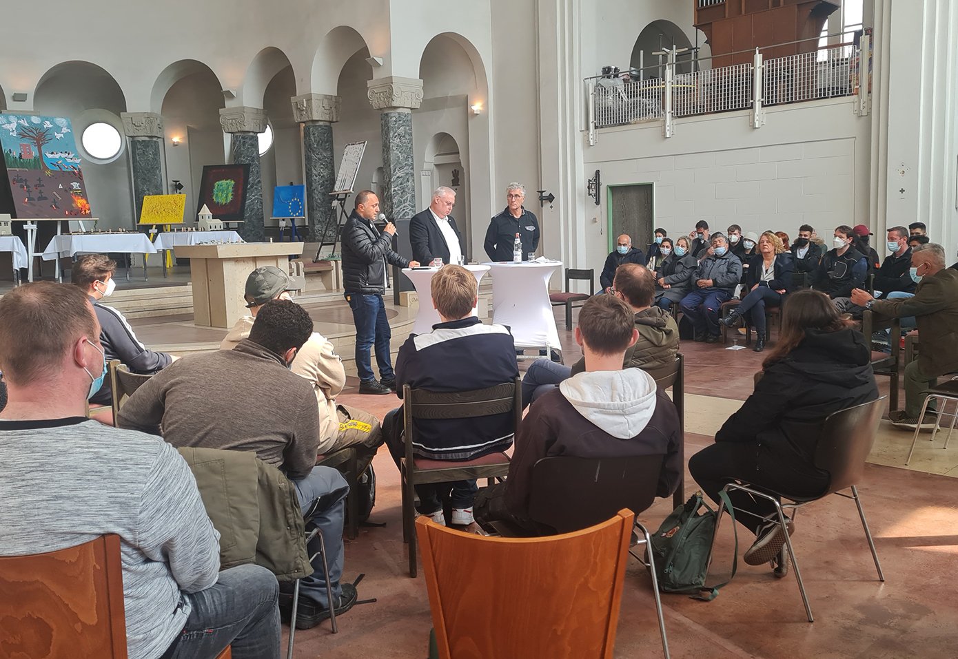 Spannende Werkstatt-Gespräche mit Landtagskandidaten bei der Duisburger Werkkiste