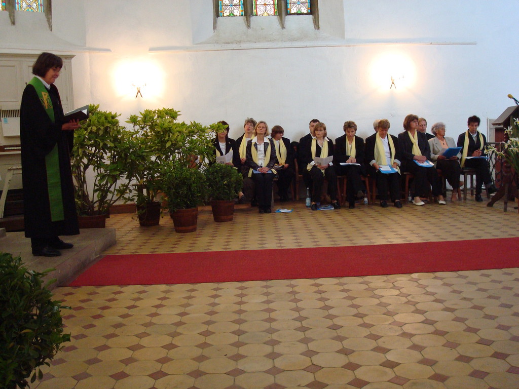 Gottesdienst mit Kirchenchor zur Jubelkonfirmation 09