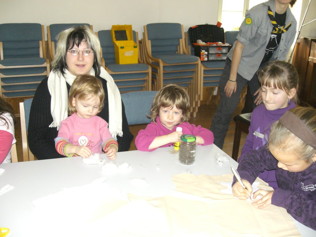 Große Schafsbastelei