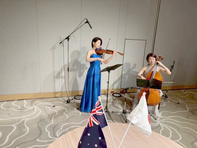 弦楽二重奏ディアーナ