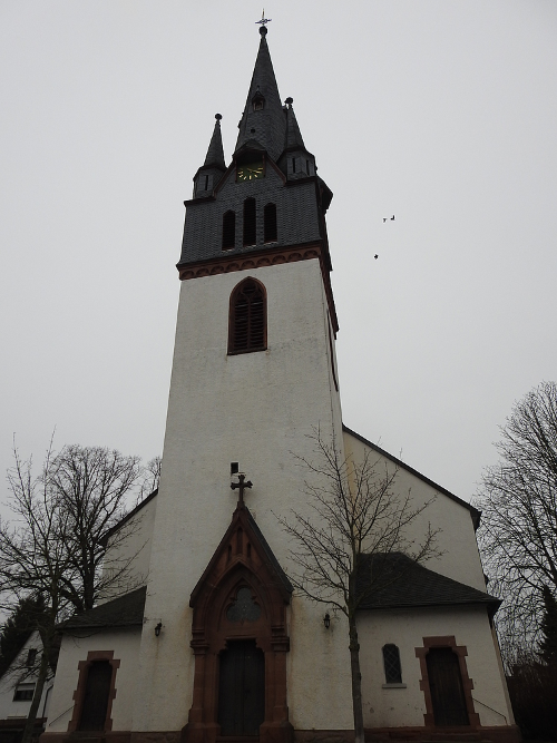 Wilfried ist ganz oben aktiv, auf dem Kirchturm St. Markus …
