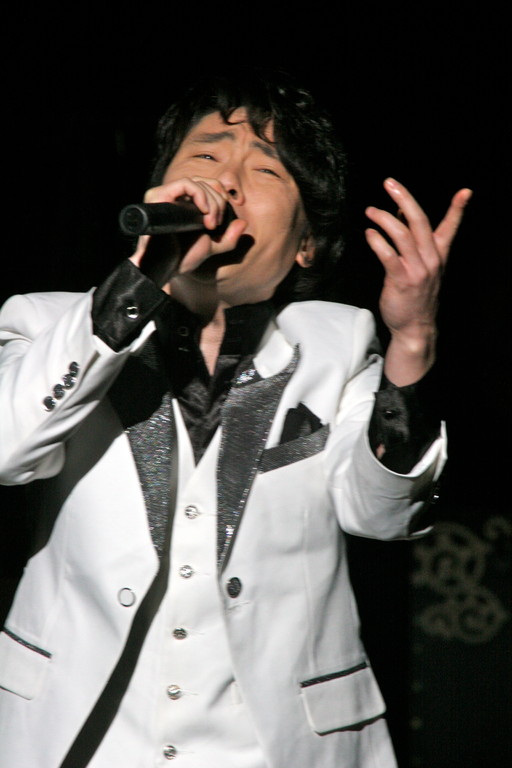 最後は名曲「Goodbye」をシットリと聴かせて下さいました。会場、ウットリ・・・な中「バラダン祭り」閉幕。ご来場、誠にありがとうございました。