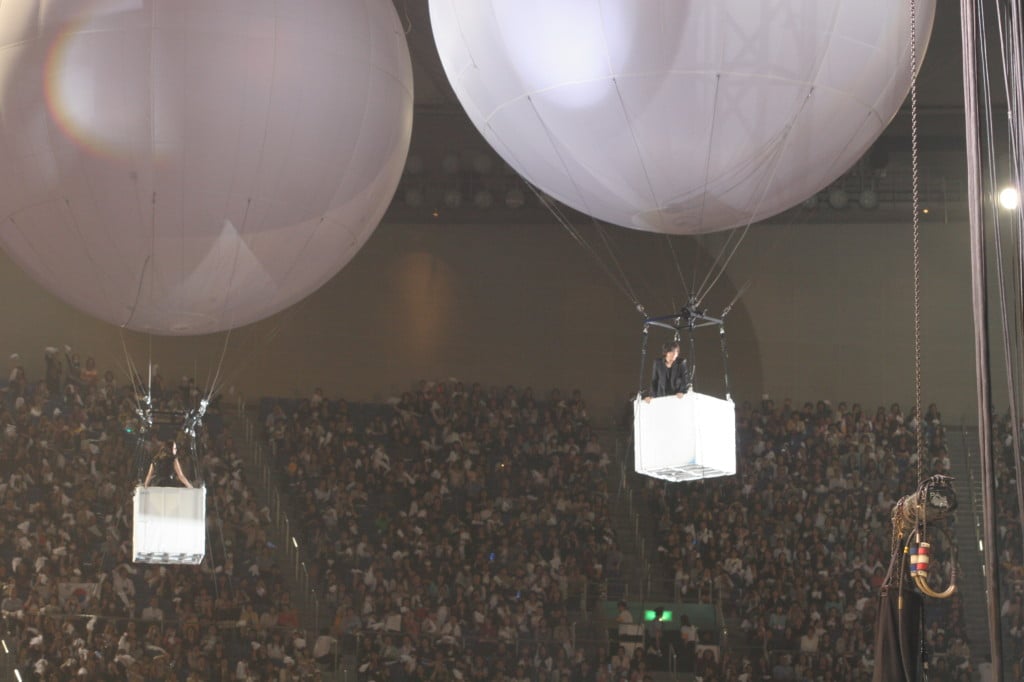 そして、２人を乗せた２つの気球が・・・重なる！