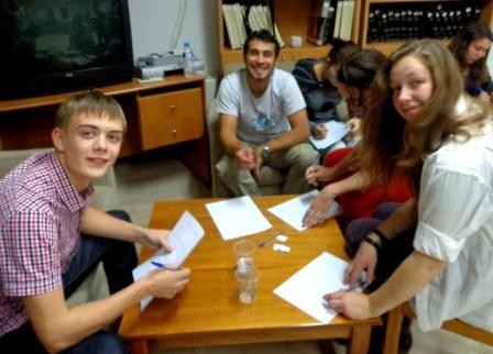 Exchanging opinions about EU 