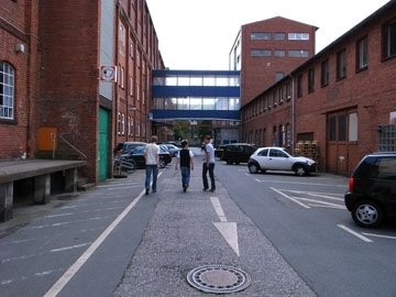 Jimdoオフィス前