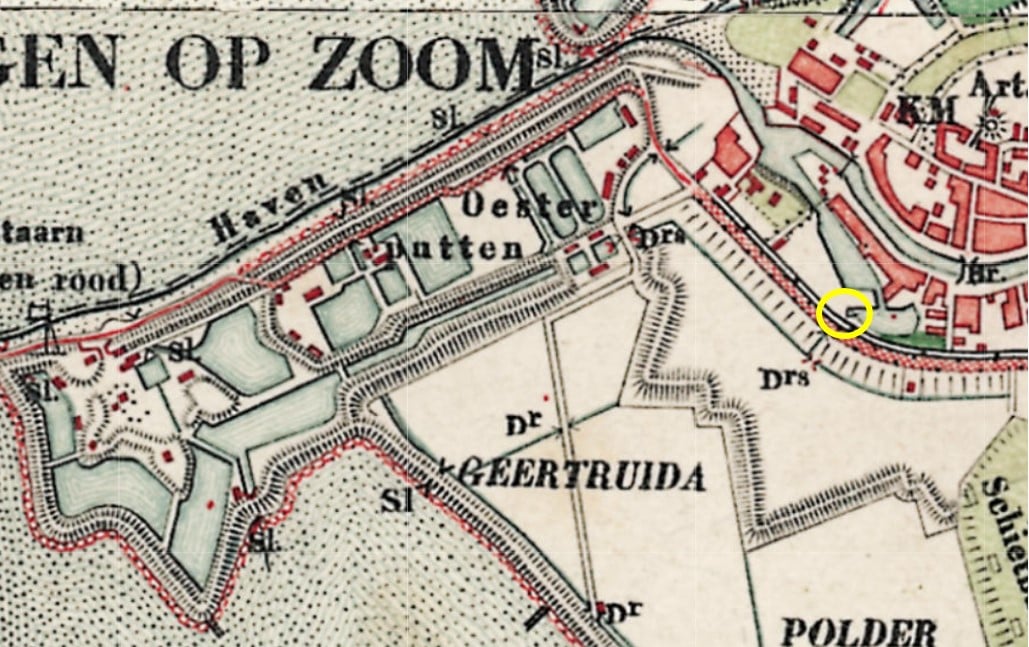 Topografische kaart van 1898. De locatie van het latere laboratorium is geel omcirkeld. Op de Waterschans en langs de oude haven liggen de oesterputten.