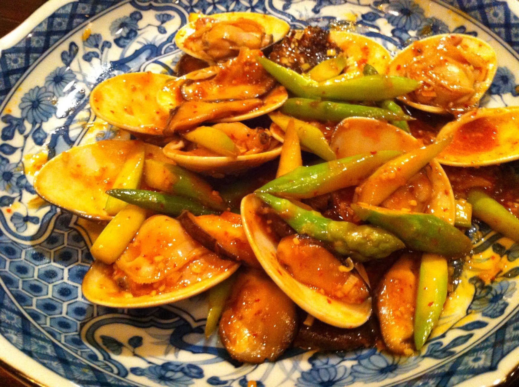 ハマグリの豆板醤炒め