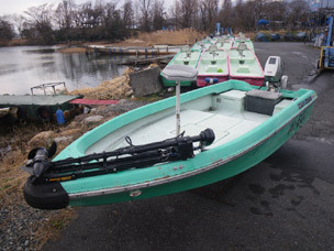 マリーナフレンズレンタルボート アカシヨット E450