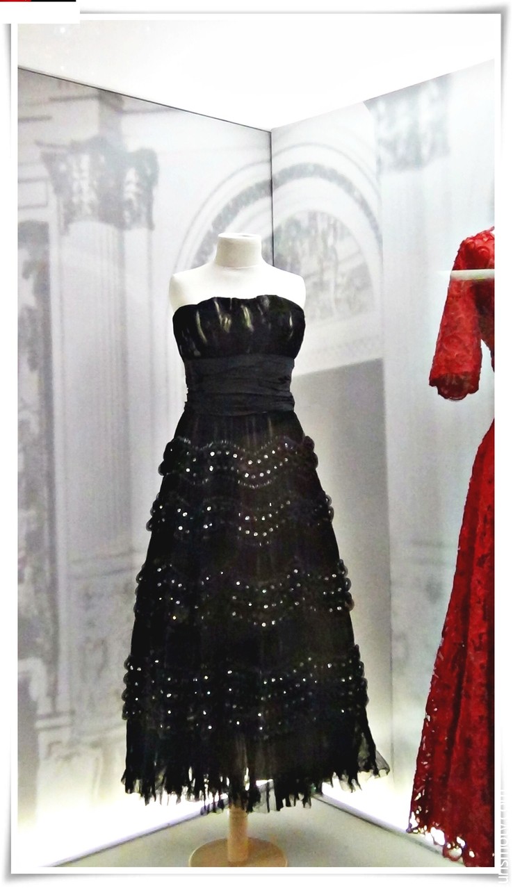 Eva Peron Evita vestido de gala