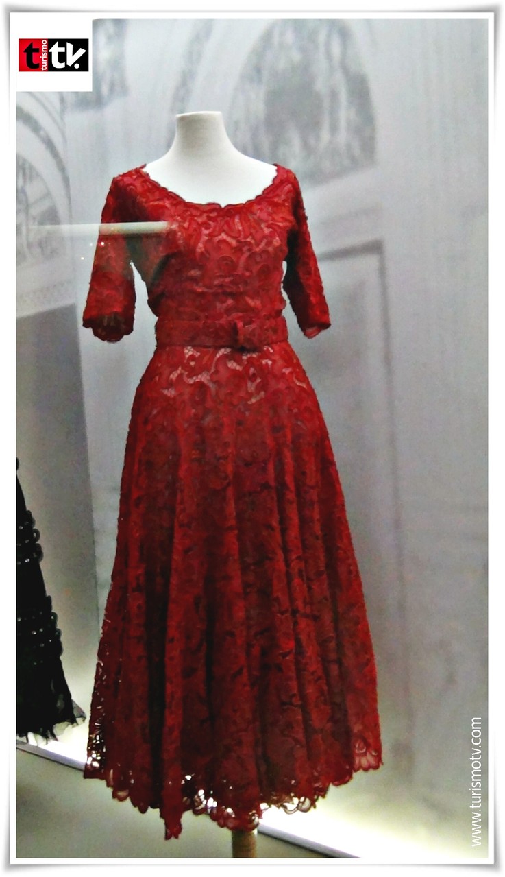 Eva Peron Evita vestido rojo de coctel