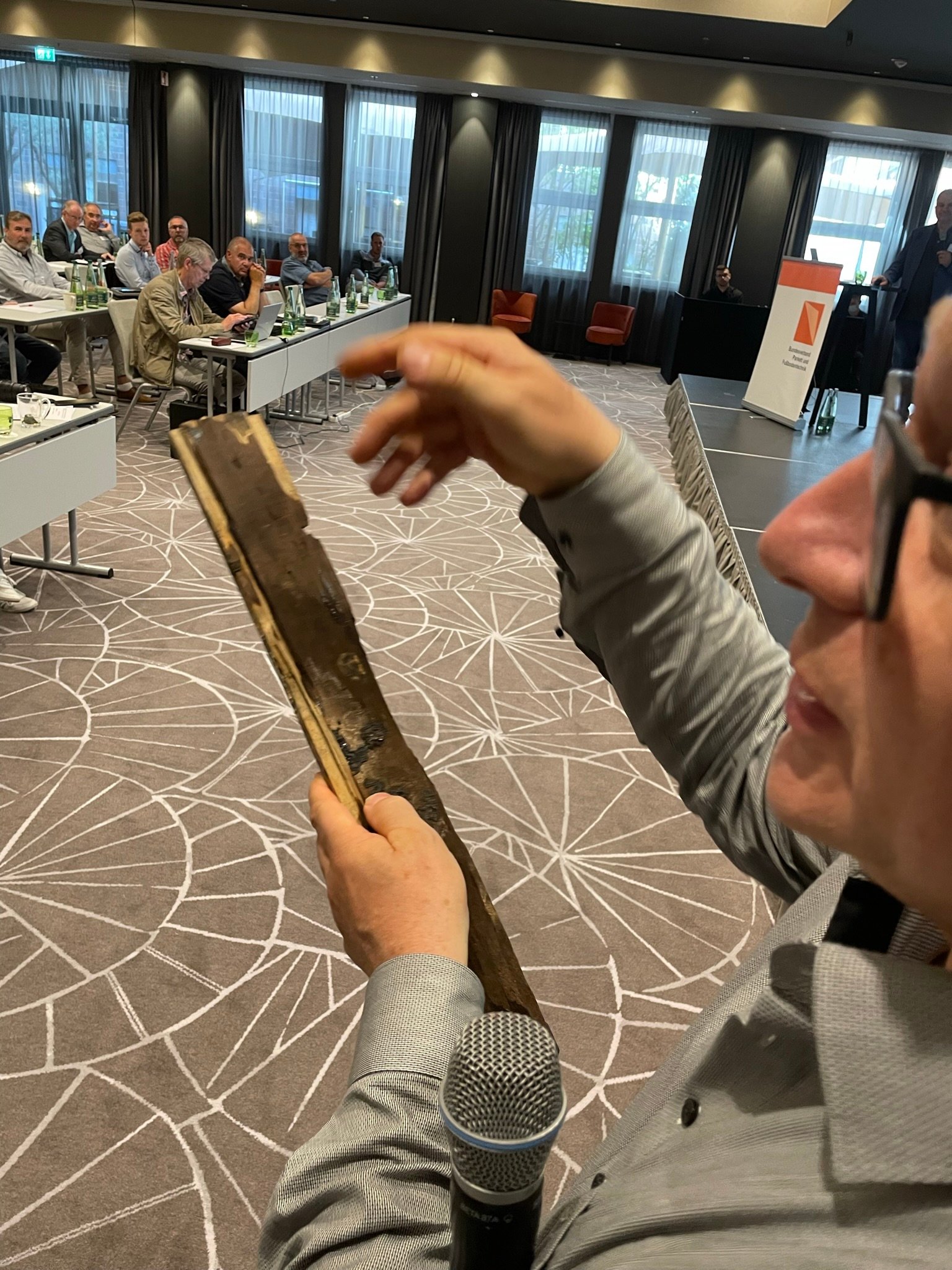 Deutscher Sachverständigentag Parkett und Fußbodentechnik