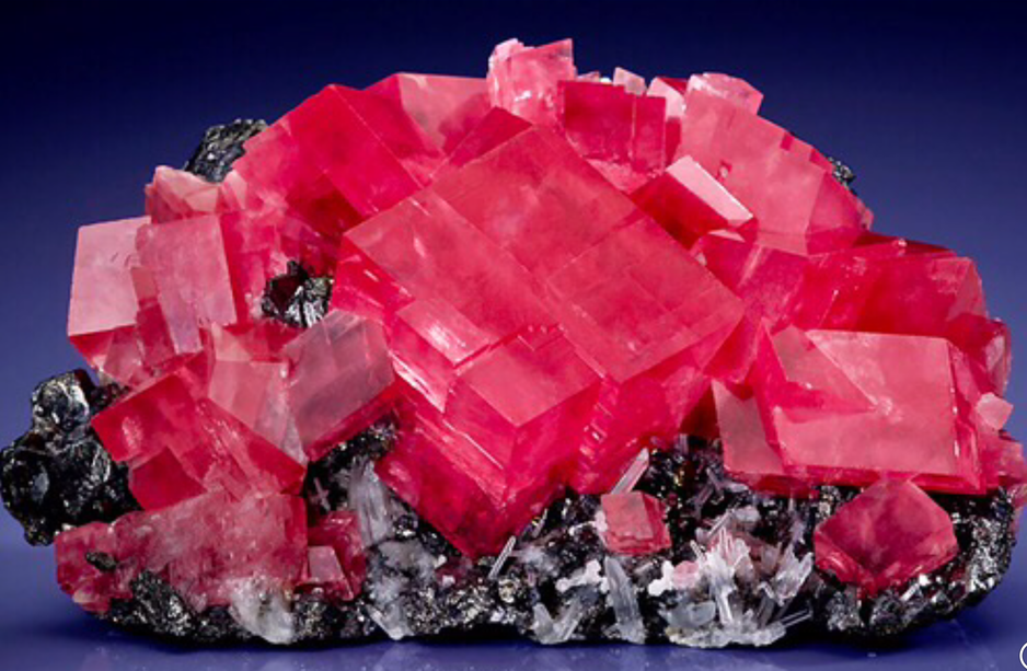 Корунд красный - разновидность рубна