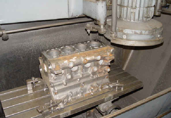 Motorblock planschleifen