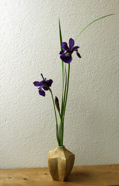 あやめ　／　星形花入れ（小）