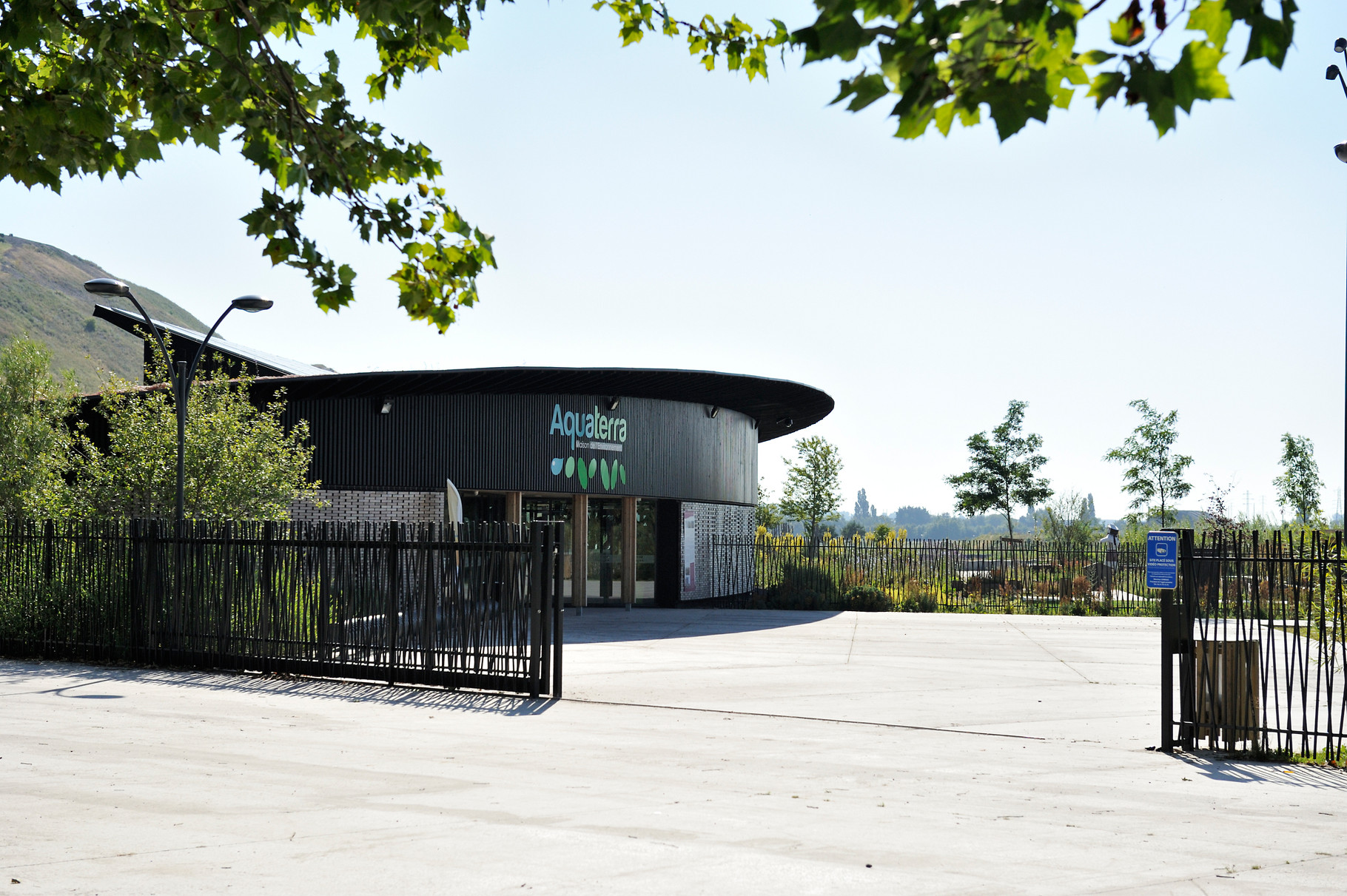 Aquaterra la Maison de l’environnement par Richard Soberka