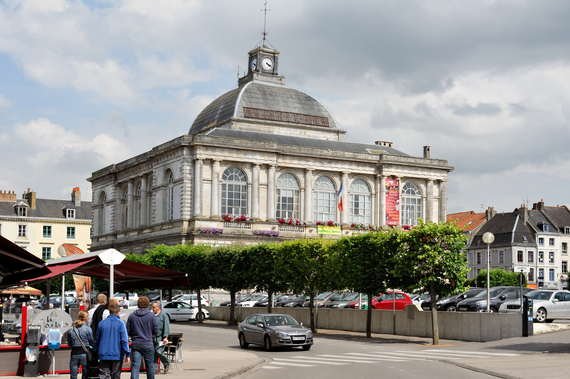 Saint-Omer, Mairie par Richard Soberka