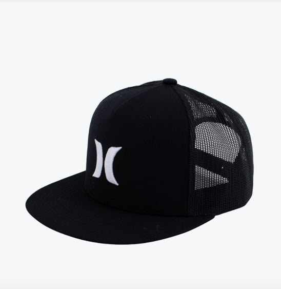 Hurley Icon Solid Flat Trucker Cap im Angebot bei WindSucht
