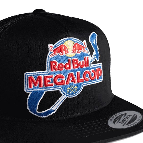 Mystic RED BULL Megaloop Cap Black bei WindSucht