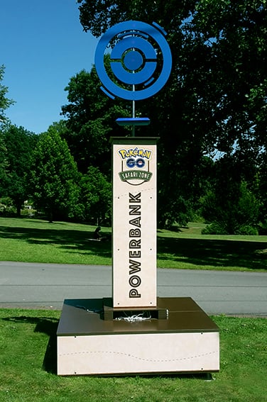 Gestaltung und Herstellung von 10 PokémonGo Powerbanks (Design: Boje als bombianders)