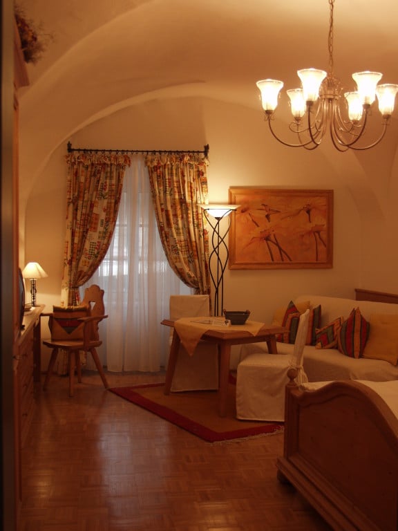 Alle unsere Zimmer und Junior-Suiten sind individuell in Größe und Ausstattung.