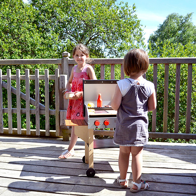 Le barbecue en bois