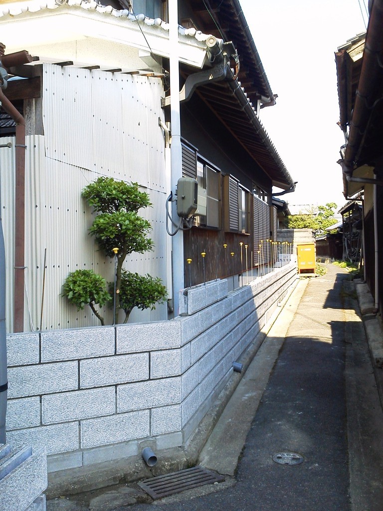 外構工事　施工事例　大谷石風ブロック　奈良県北葛城郡広陵町