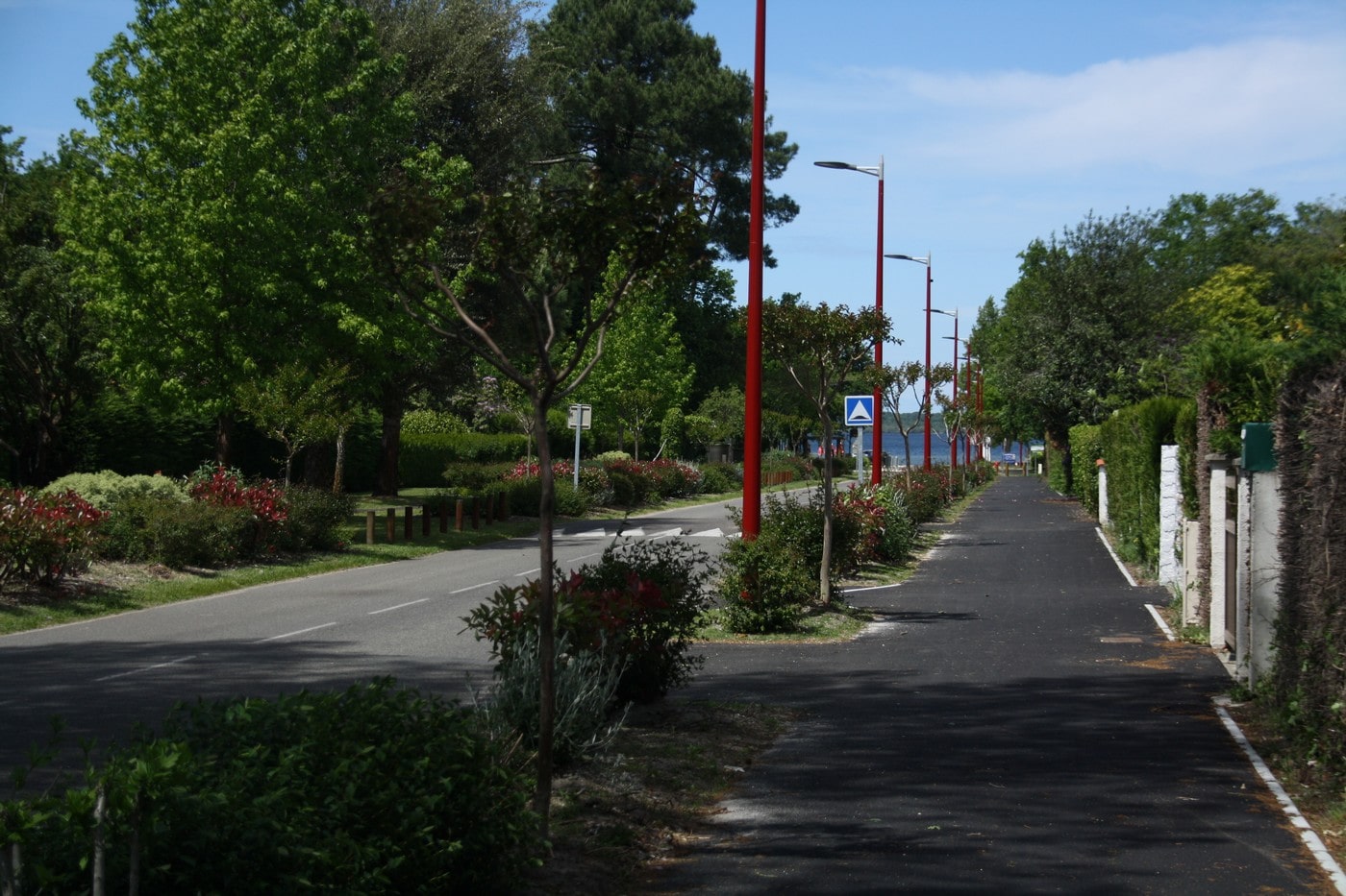 Avenue du lac à Gastes (40160) sur la cote atlantique