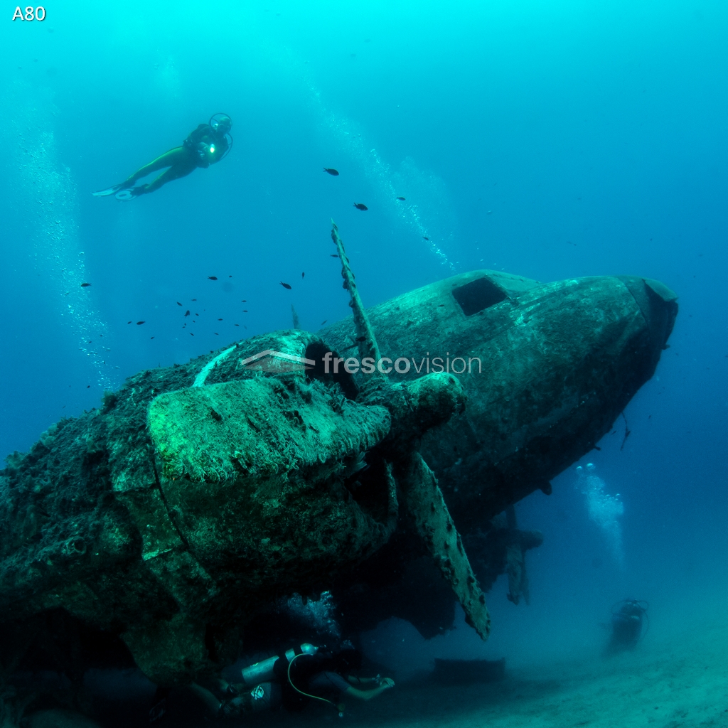 Flugzeugwrack auf dem Meeresboden