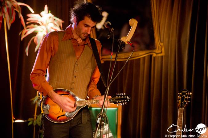 Nicolas Des Ormeaux, de EXTERIO en version acoustique