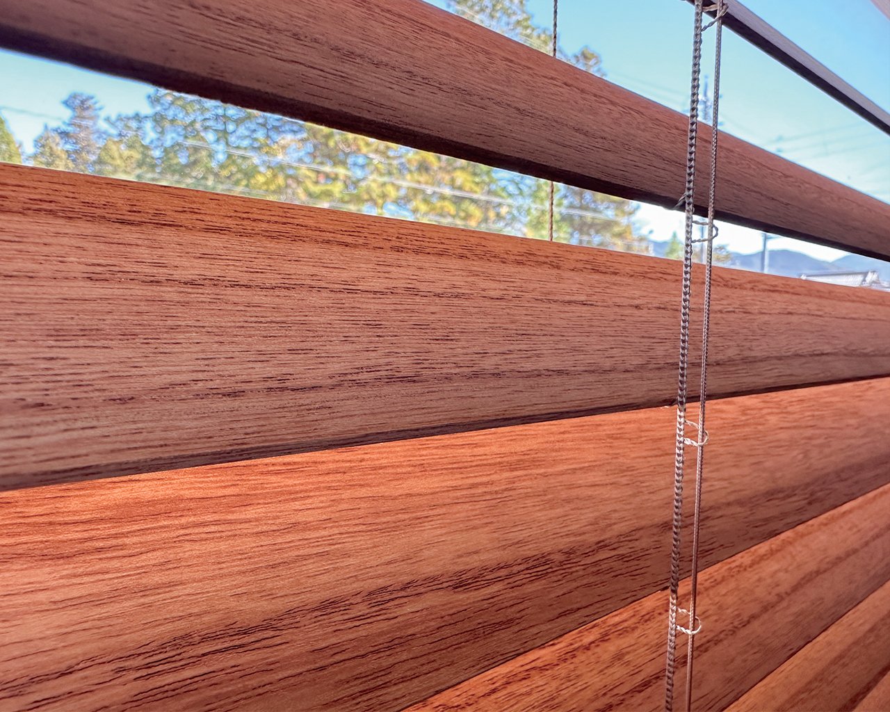 桐素材、色目はチェリー