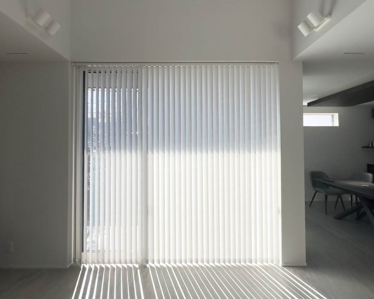 45度程開いた時