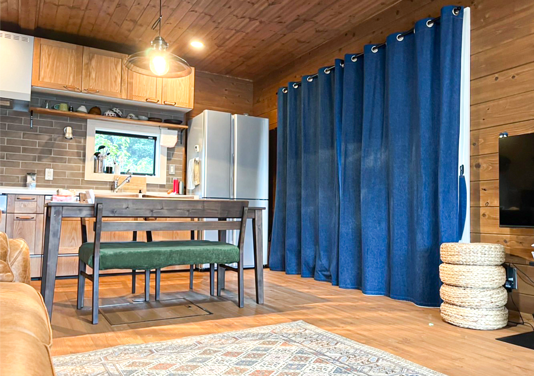 ログハウス｜カーテン｜おしゃれ｜