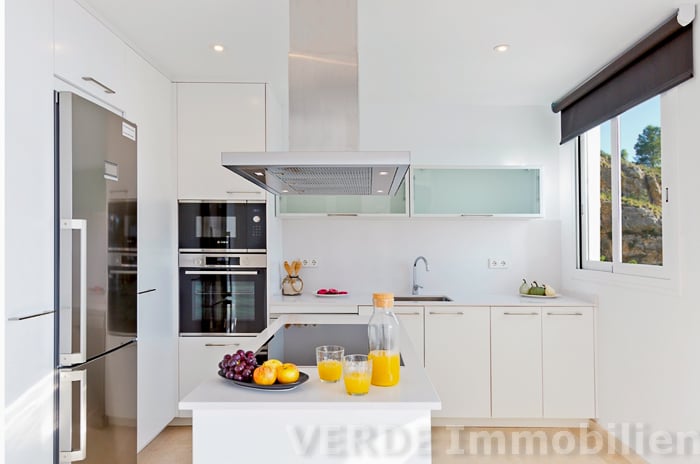 Küche mit Küchenblock