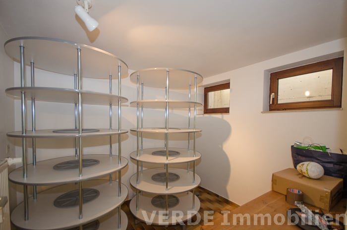 Archiv-/Besprechungsraum