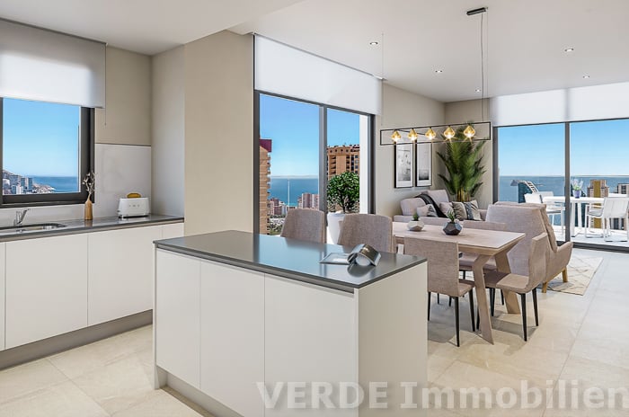 Heller Wohn-/Essbereich