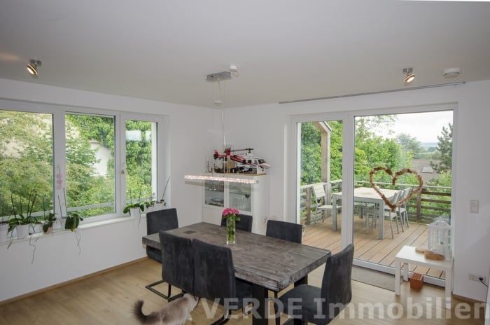 Essbereich mit Südbalkon