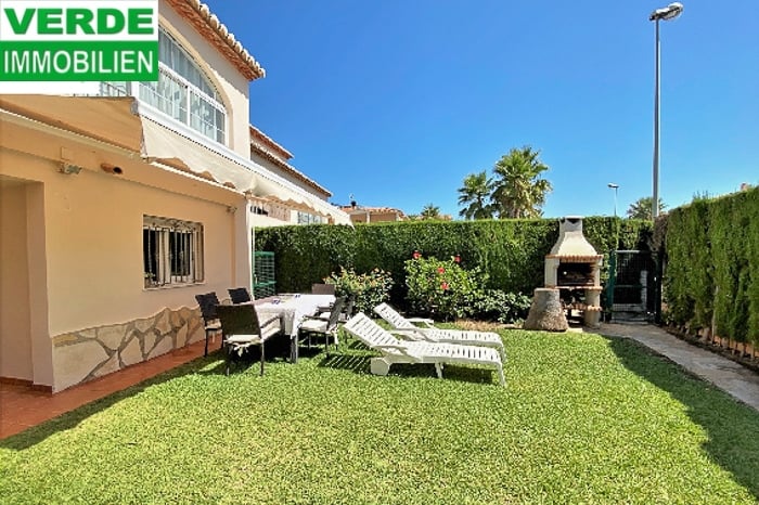 Gepflegter Gartenbereich