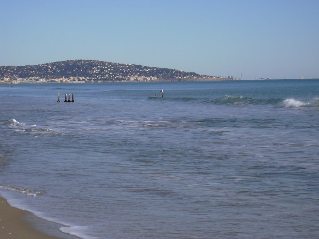Mer Méditerranée, la vue sur Sète, l'île singulière