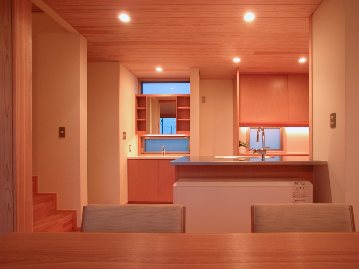 和田の家(松本市)-食堂～洗面・台所