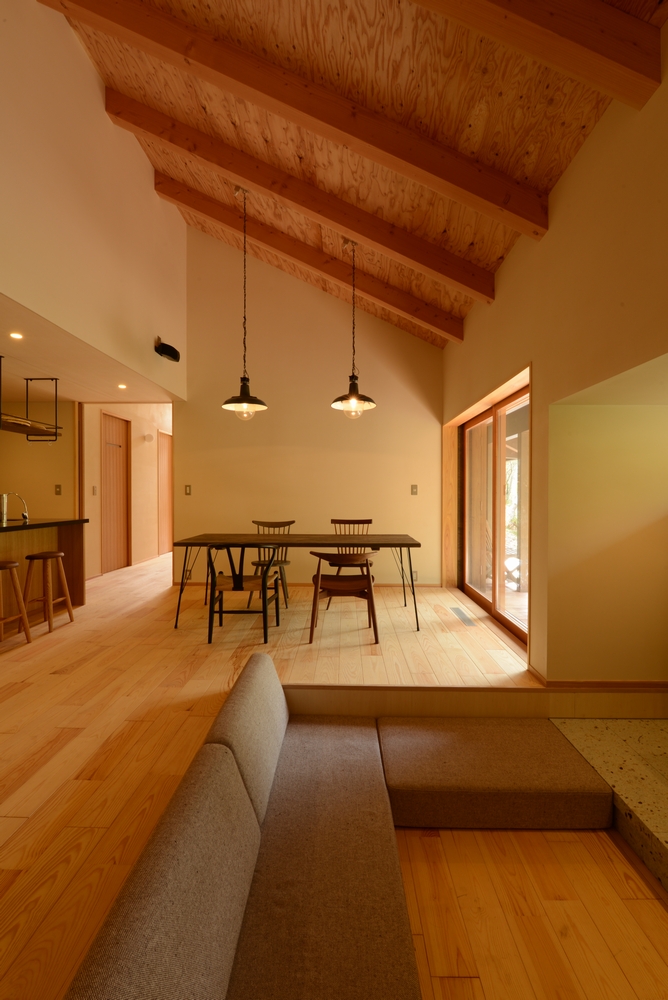 飯綱山荘(長野市飯綱高原)－ＬＤＫ・薪ストーブピット