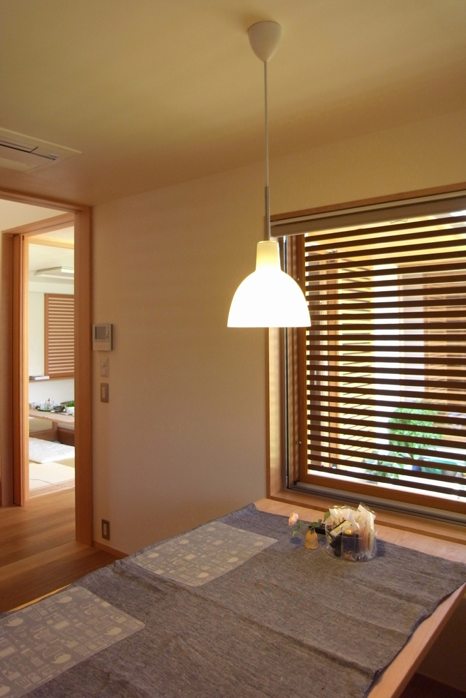 島内の家(松本市)-食堂