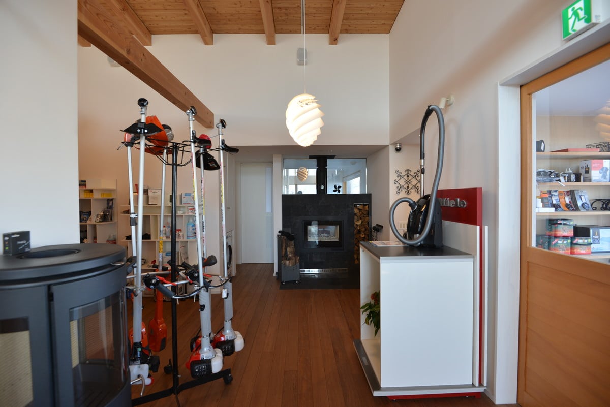 ヤマショー安曇野ショールーム (安曇野市)