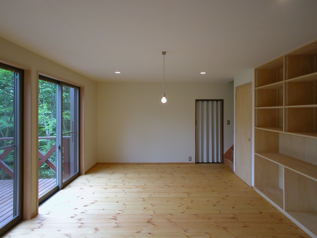 聖高原の山荘(麻績村)－広間(after)