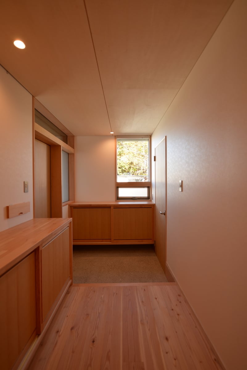 伊那の家Ⅰ（玄関・ホール）