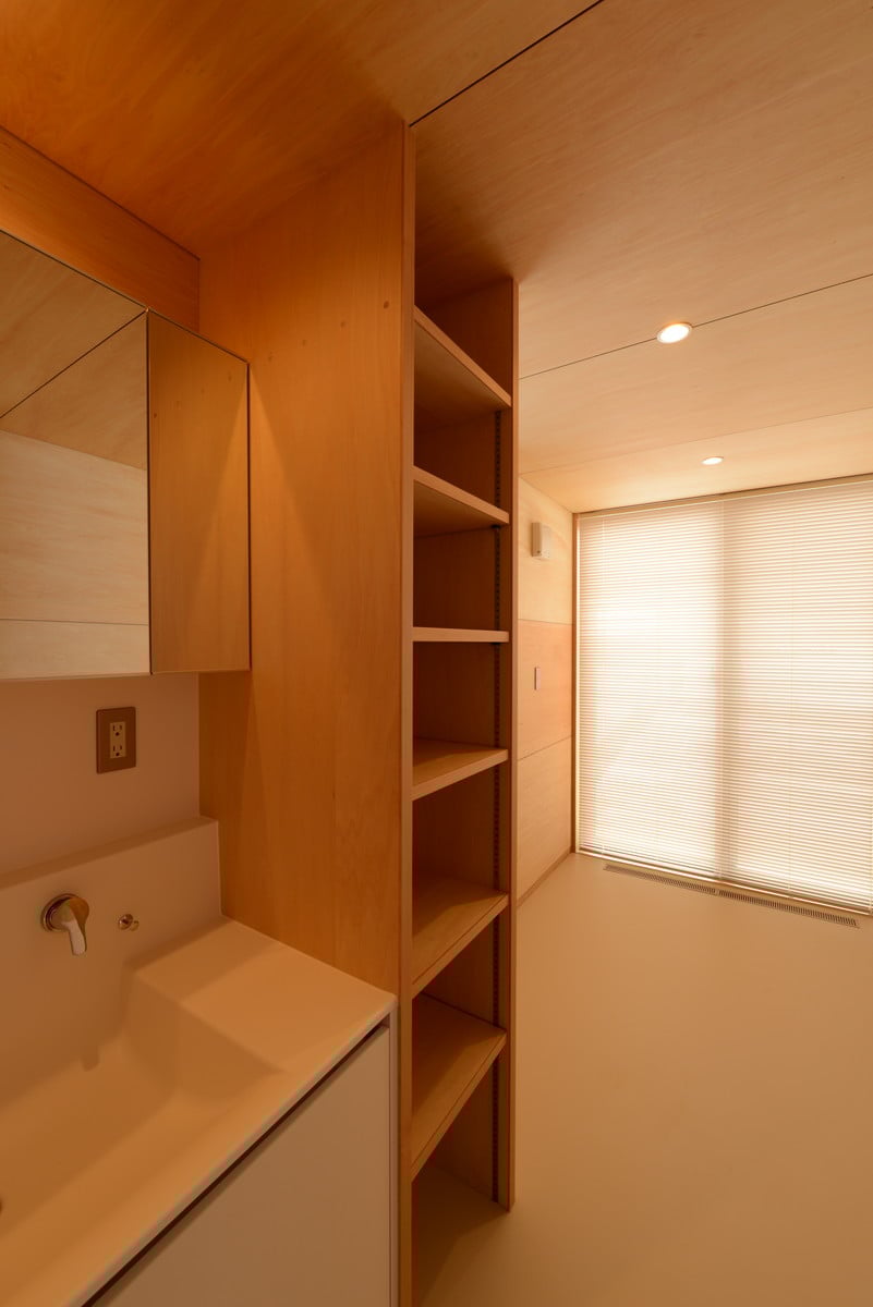 三郷の家Ⅴ（安曇野市）-洗面脱衣室・洗濯物干し場