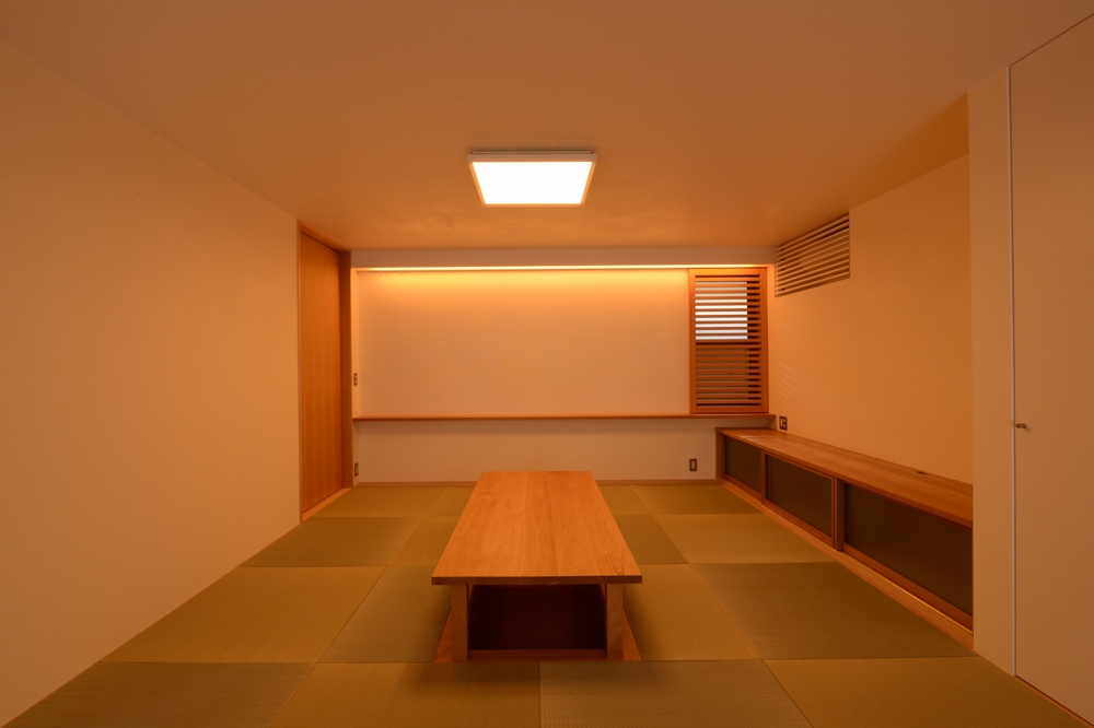 島内の家(松本市)-居間