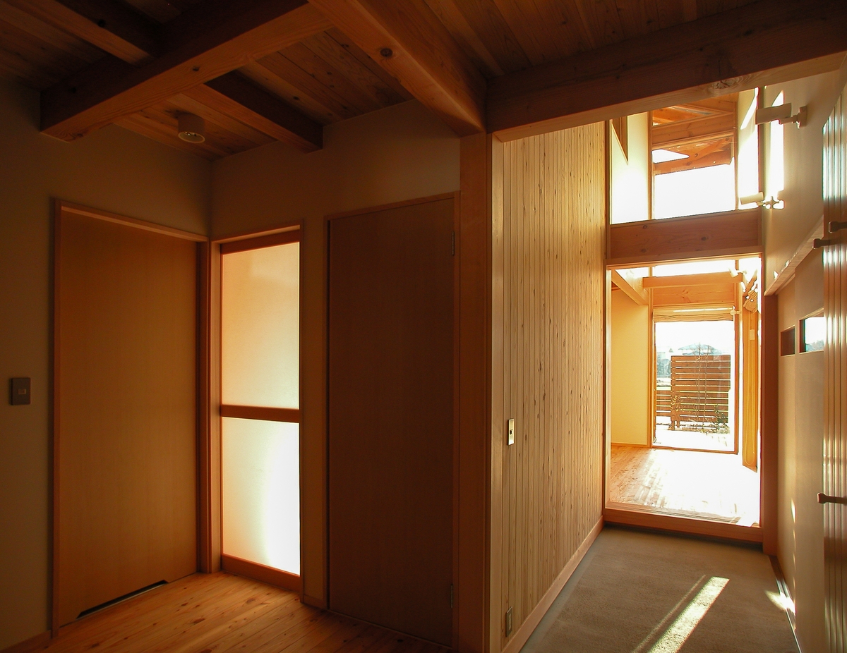 梓川の家Ⅰ(松本市)－玄関通り土間